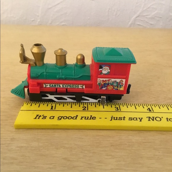 Miniature M&M Xmas Train - Picture 10 of 11